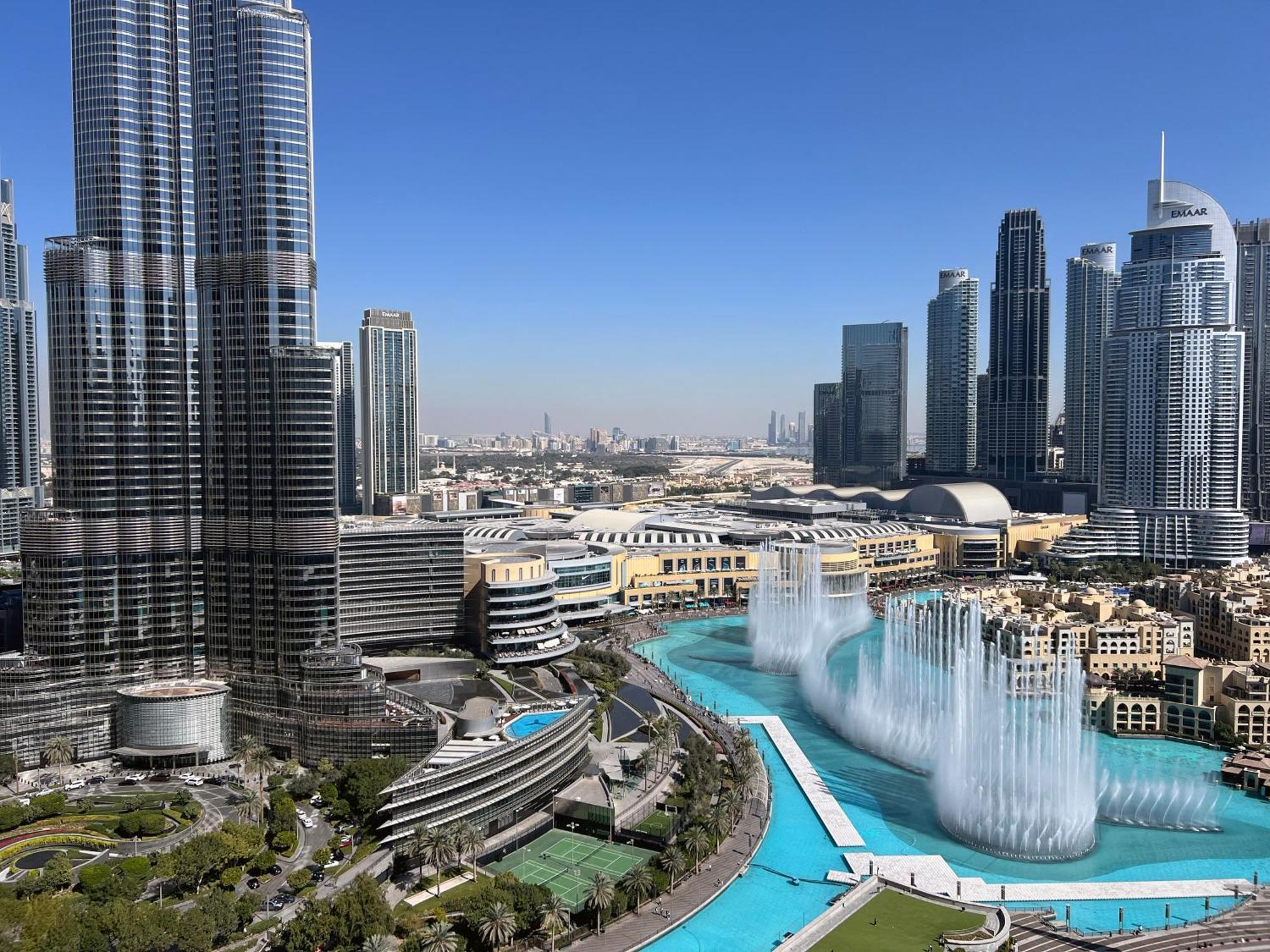 Apartment Downtown Luxury - Full Burj Khalifa & Fountain Views - 5 Minutes Walk To Mall