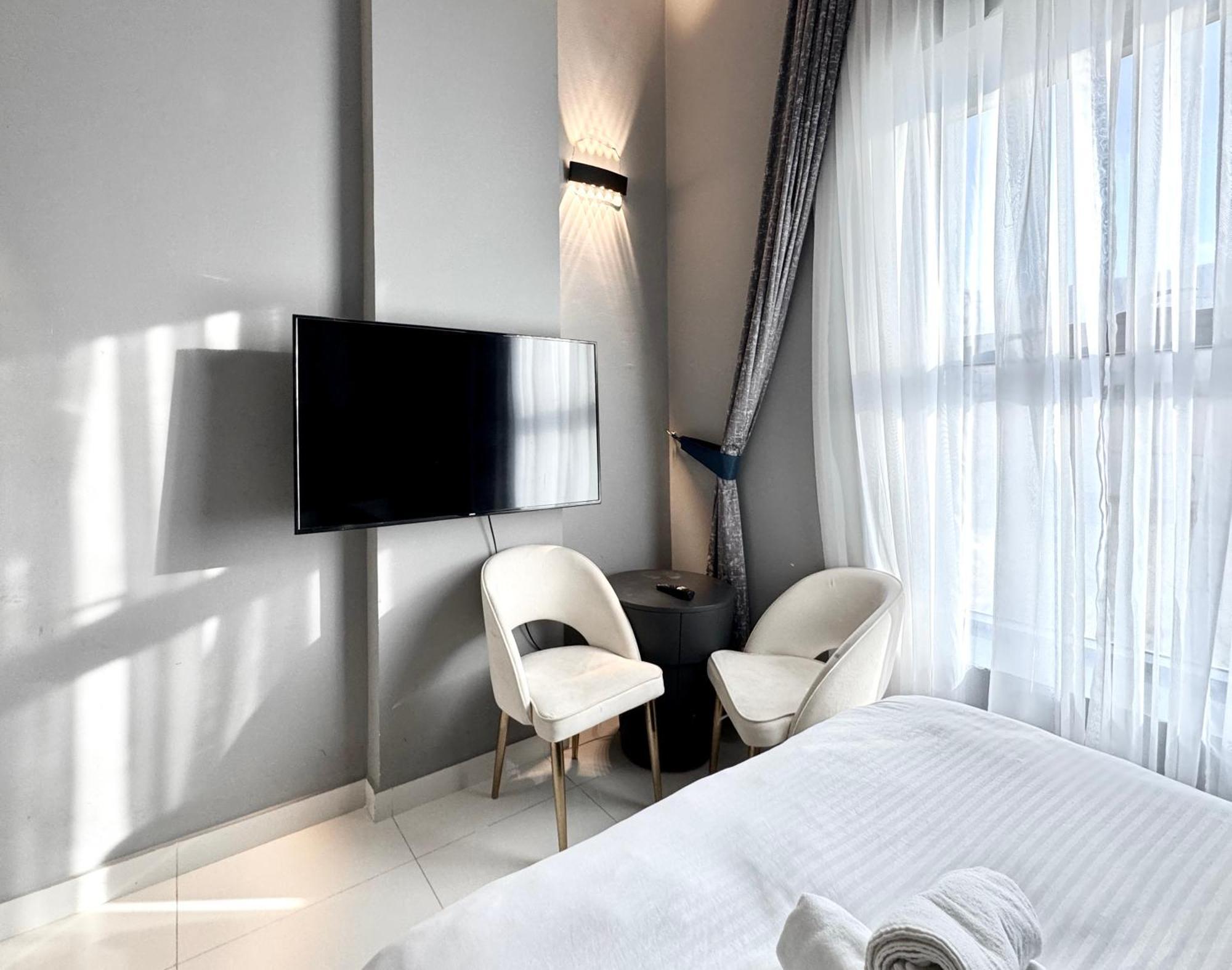 Al Manara Classic Cozy Dubai