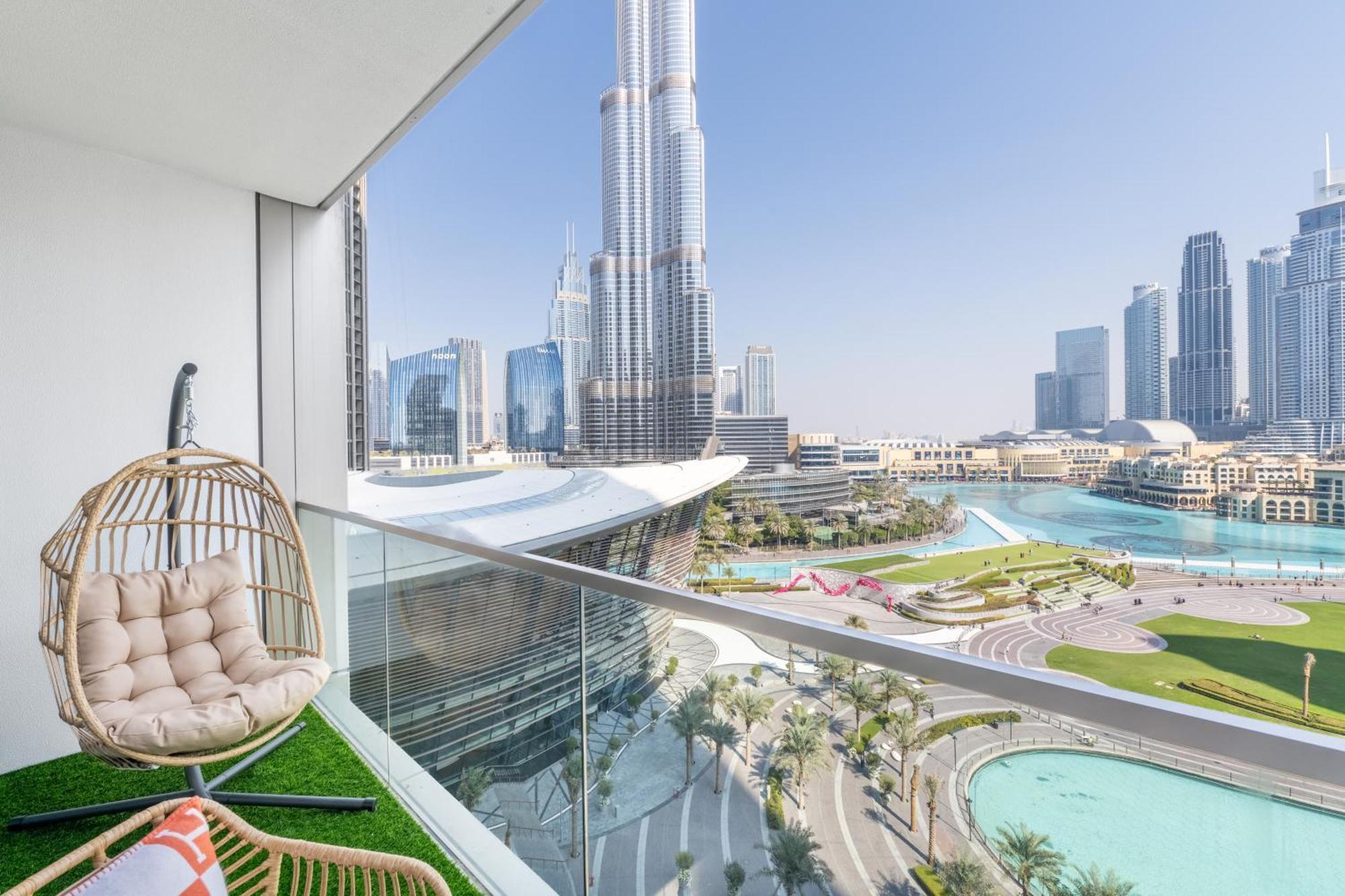 Apartment Hermes-style 2br, Full Burj Khalifa View - Infinity Pool - Full Fountain View *