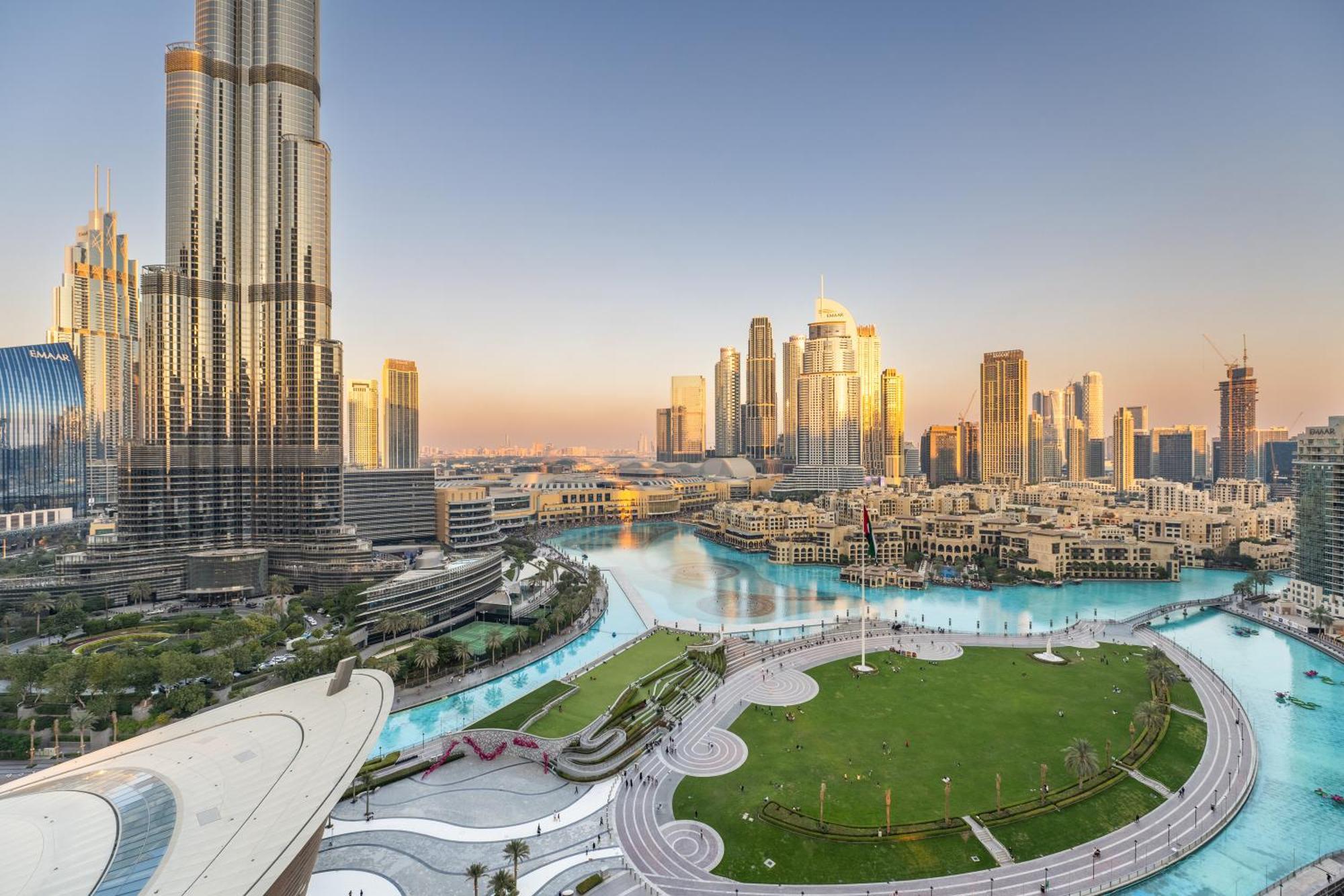 Hermes-style 2br, Full Burj Khalifa View - Infinity Pool - Full Fountain View * Dubai