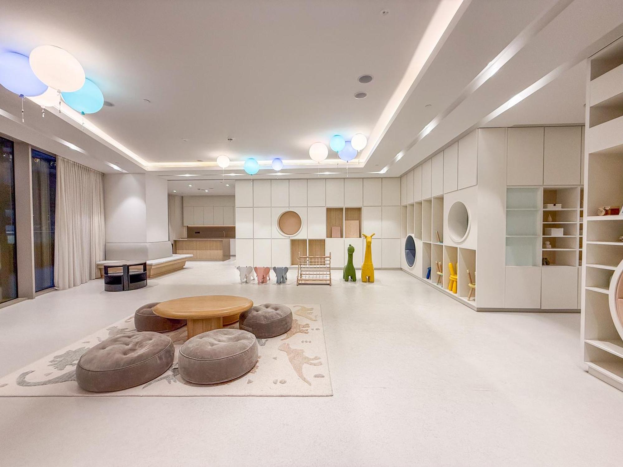 Hermes-style 2br, Full Burj Khalifa View - Infinity Pool - Full Fountain View Apartment