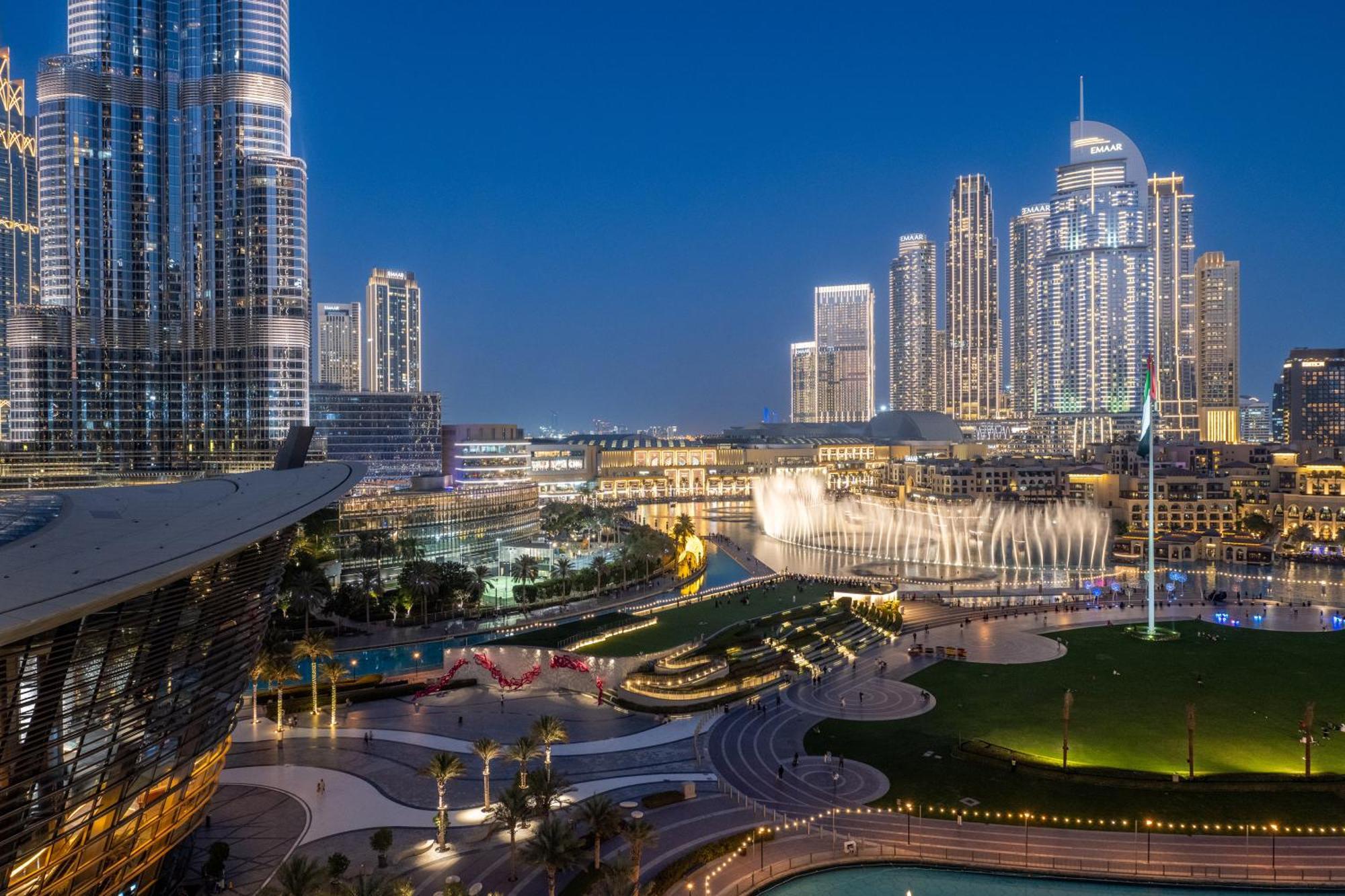 Hermes-style 2br, Full Burj Khalifa View - Infinity Pool - Full Fountain View * Dubai