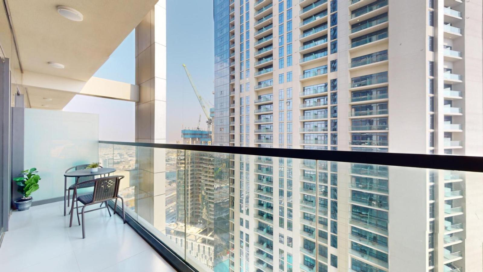 Aykon Tower - Calm One Bed In Business Bay