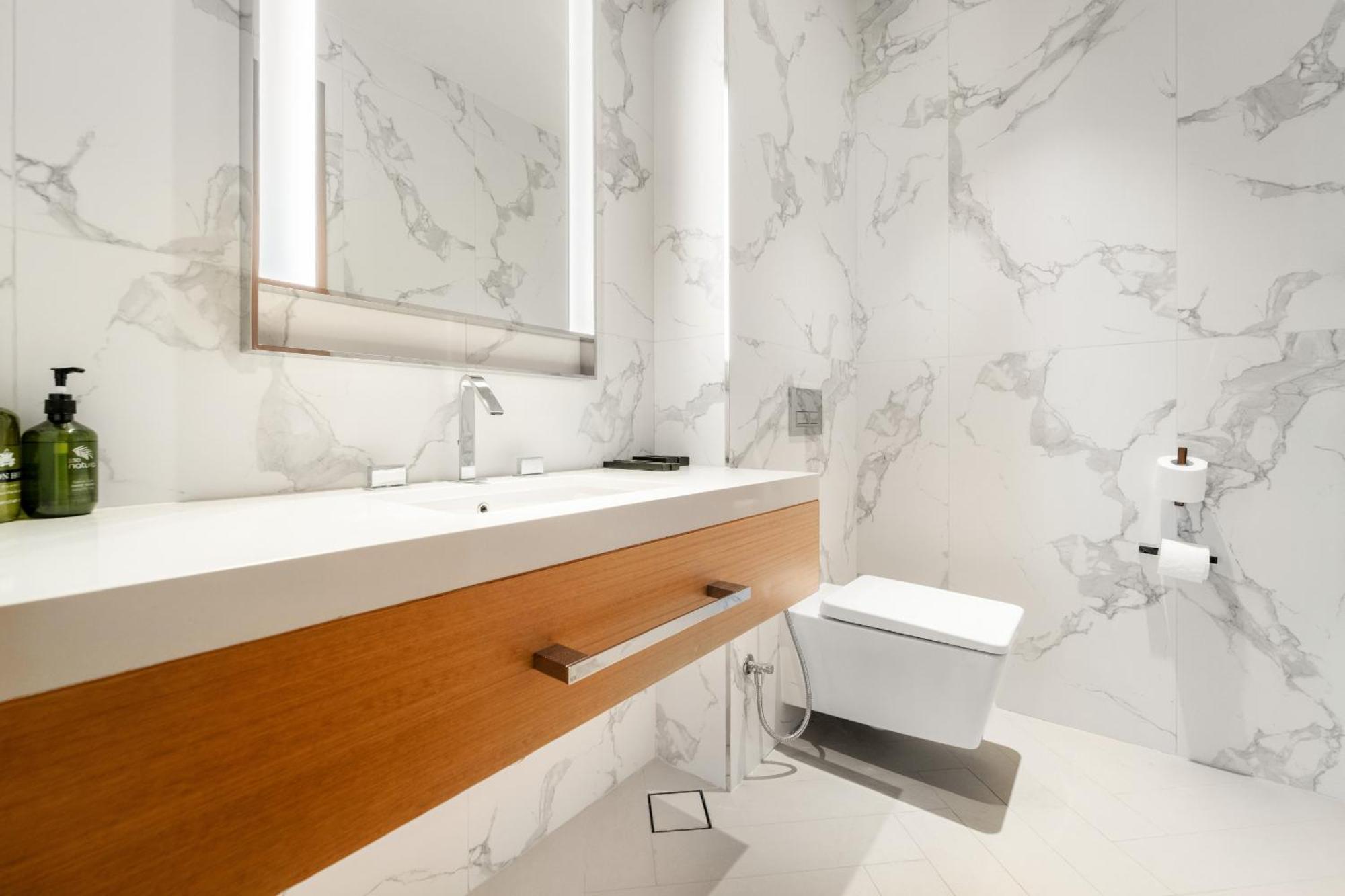 Vayk - Incredible 2bd At Address Opera *