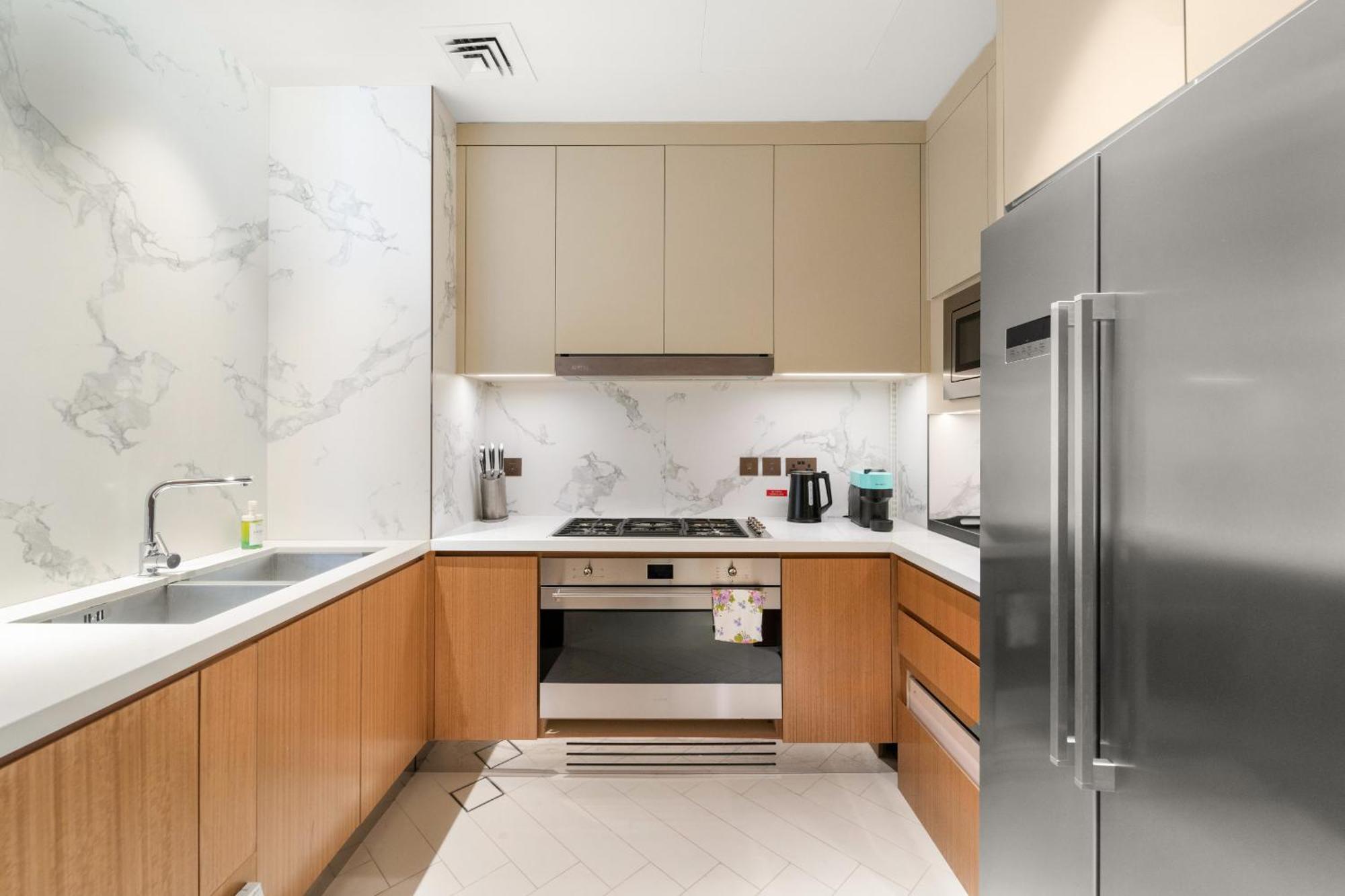 Vayk - Incredible 2bd At Address Opera Dubai
