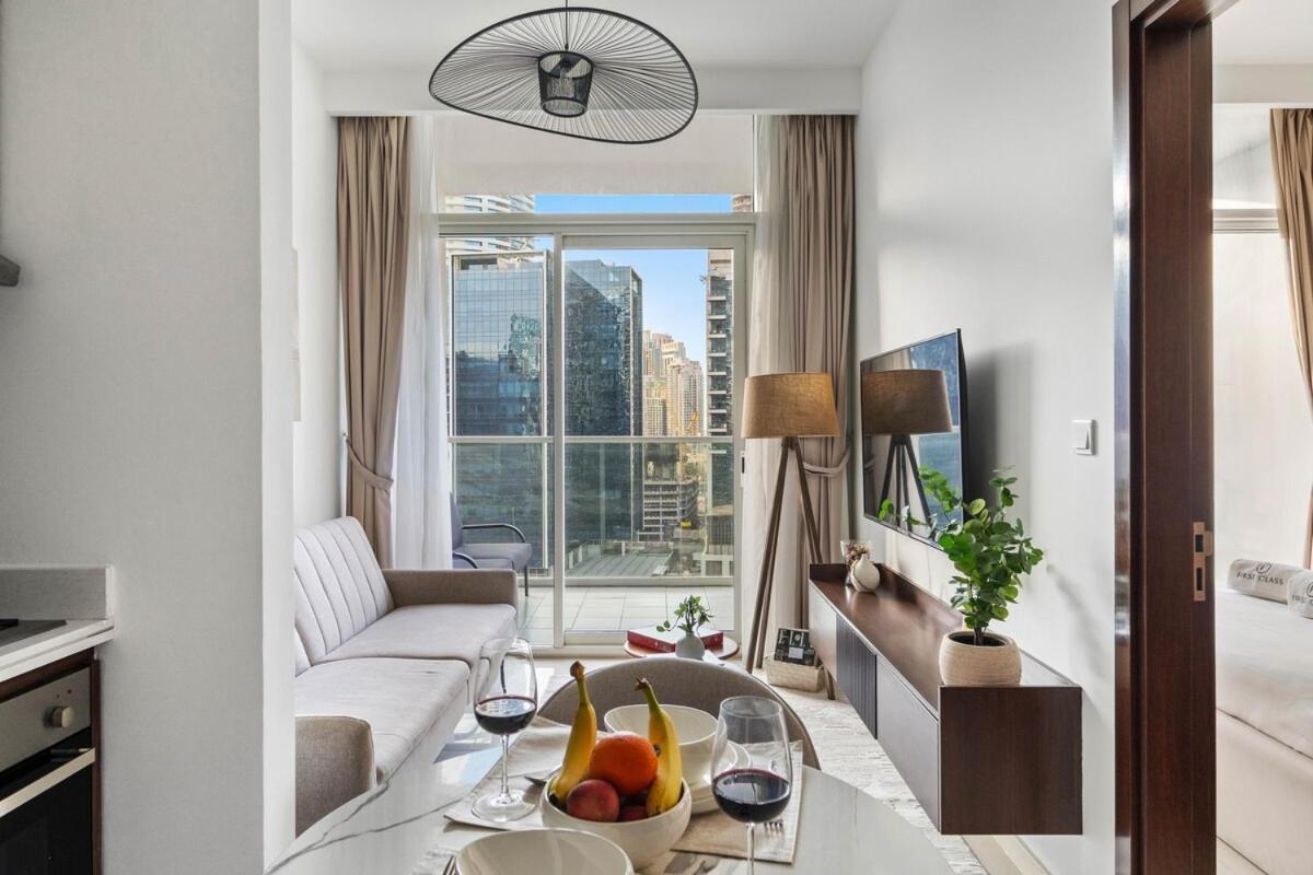 First Class 1br Iconic Views & Elegance Apartment *