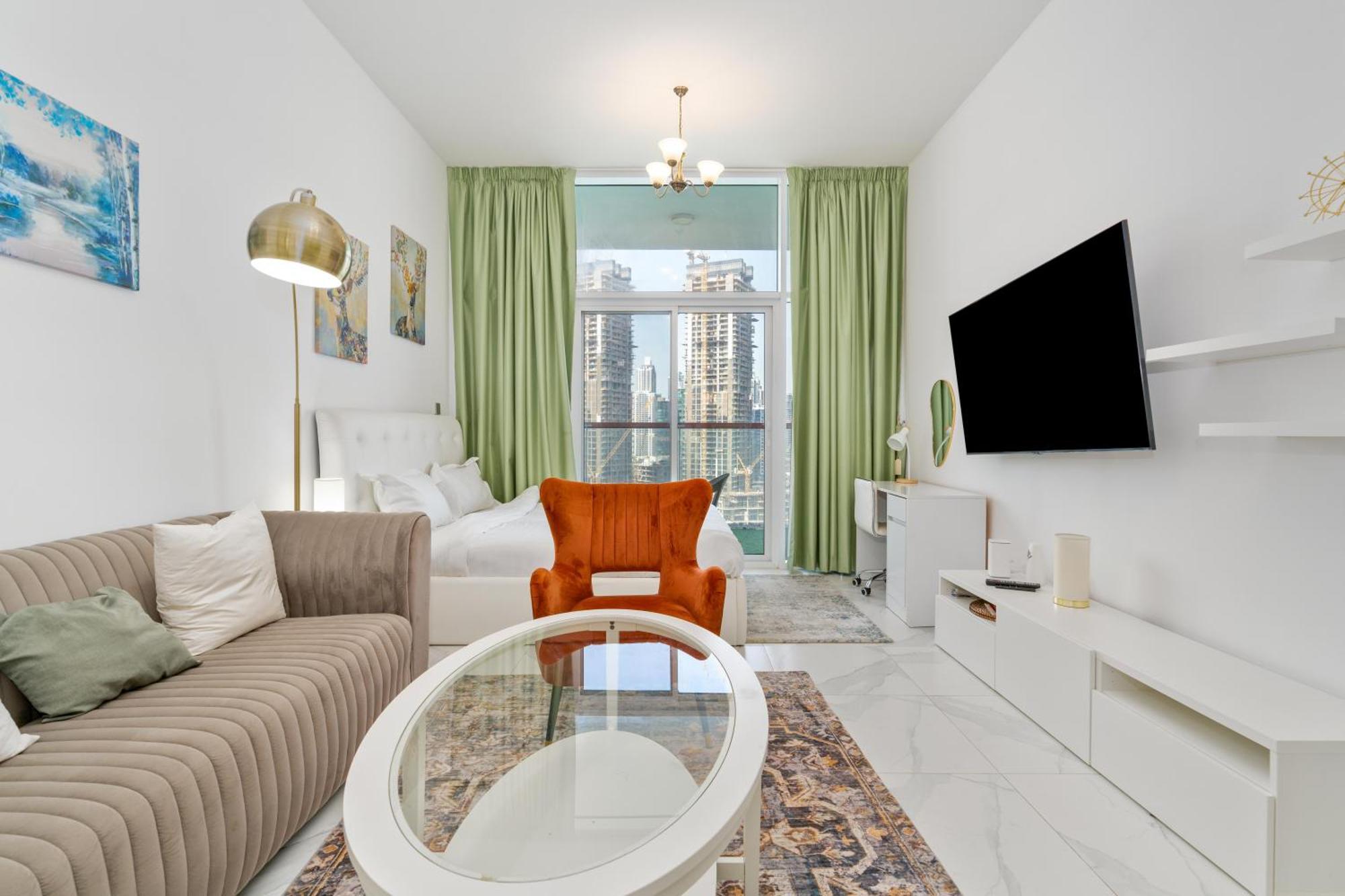 Bespoke Homes - With Canal Views In Millenium Binghatti Residences