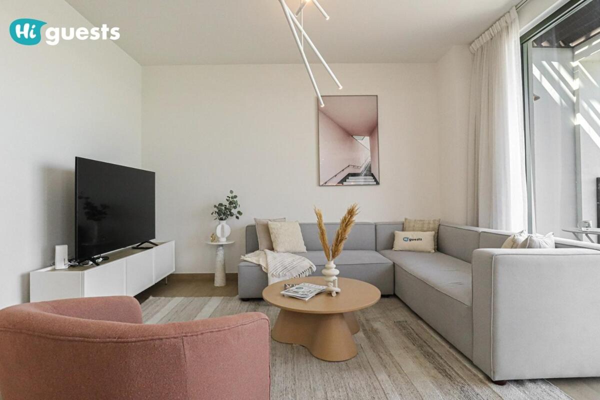 Higuest - Coastal Luxury 2br In La Beachside Bliss Apartment Dubai