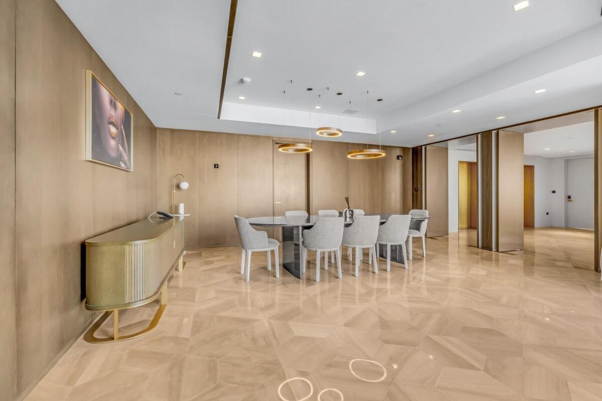 Apartment Luxury Penthouses View At Five Dubai