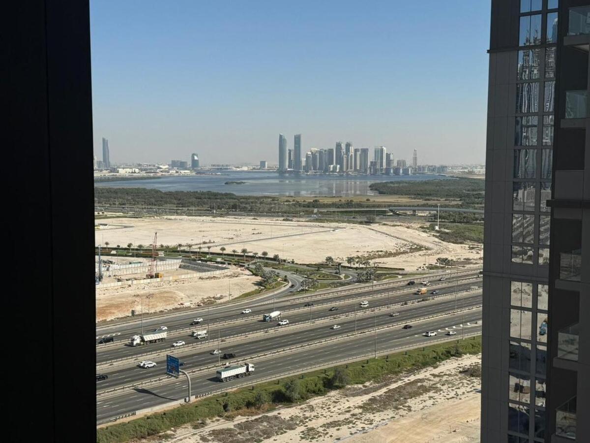Brand New Modern Great Location Apartment Dubai