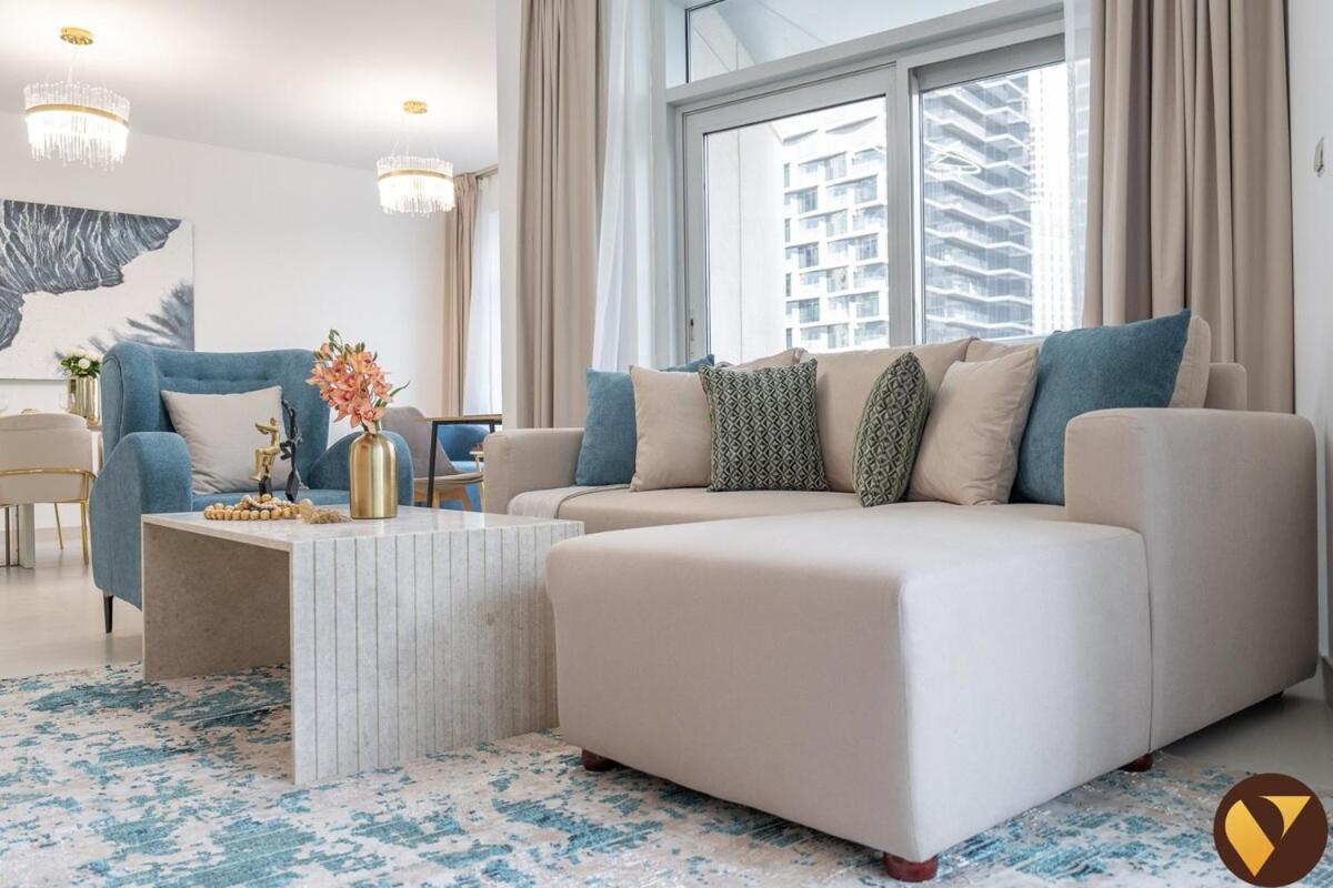 Vogue The Lofts By Emaar - Stunning Burj Khalifa View From The Living Room, Prime Location On Sheikh Mohammed Bin Rashid Blvd, Downtown Apartment