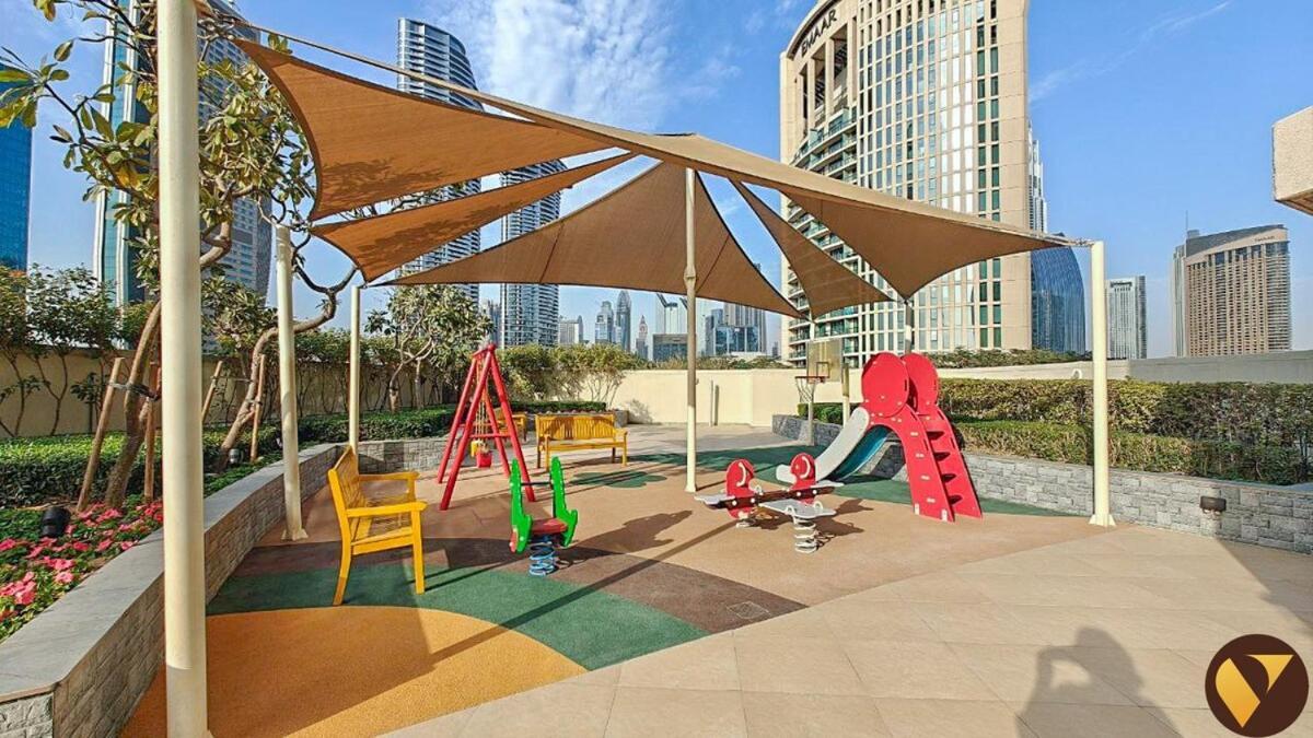 Vogue The Lofts By Emaar - Stunning Burj Khalifa View From The Living Room, Prime Location On Sheikh Mohammed Bin Rashid Blvd, Downtown Apartment Dubai