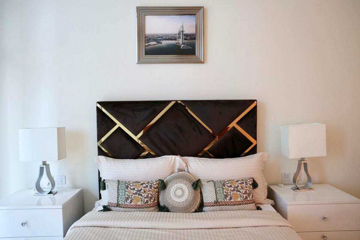 Apartment Nivis Find-affordable & Spacious 1 Bhk- 10 Mins To Mall *