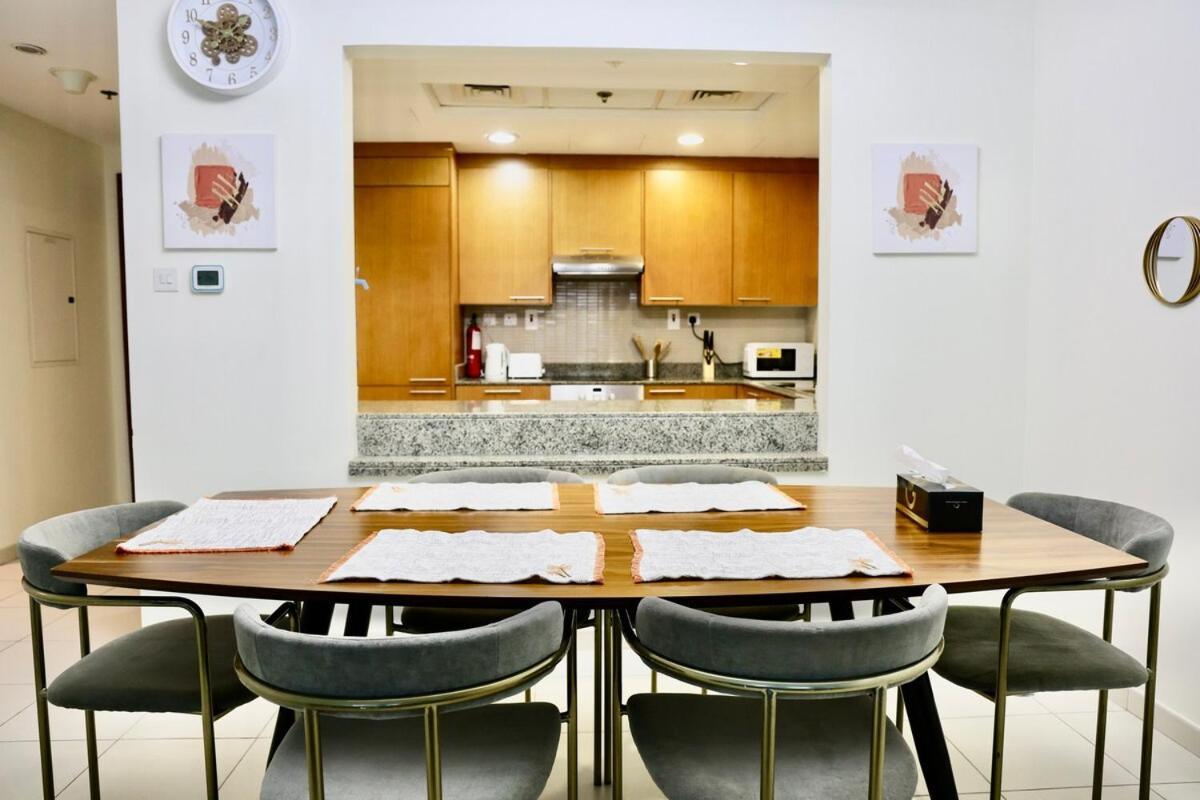 Apartment Nivis Find-affordable & Spacious 1 Bhk- 10 Mins To Mall *