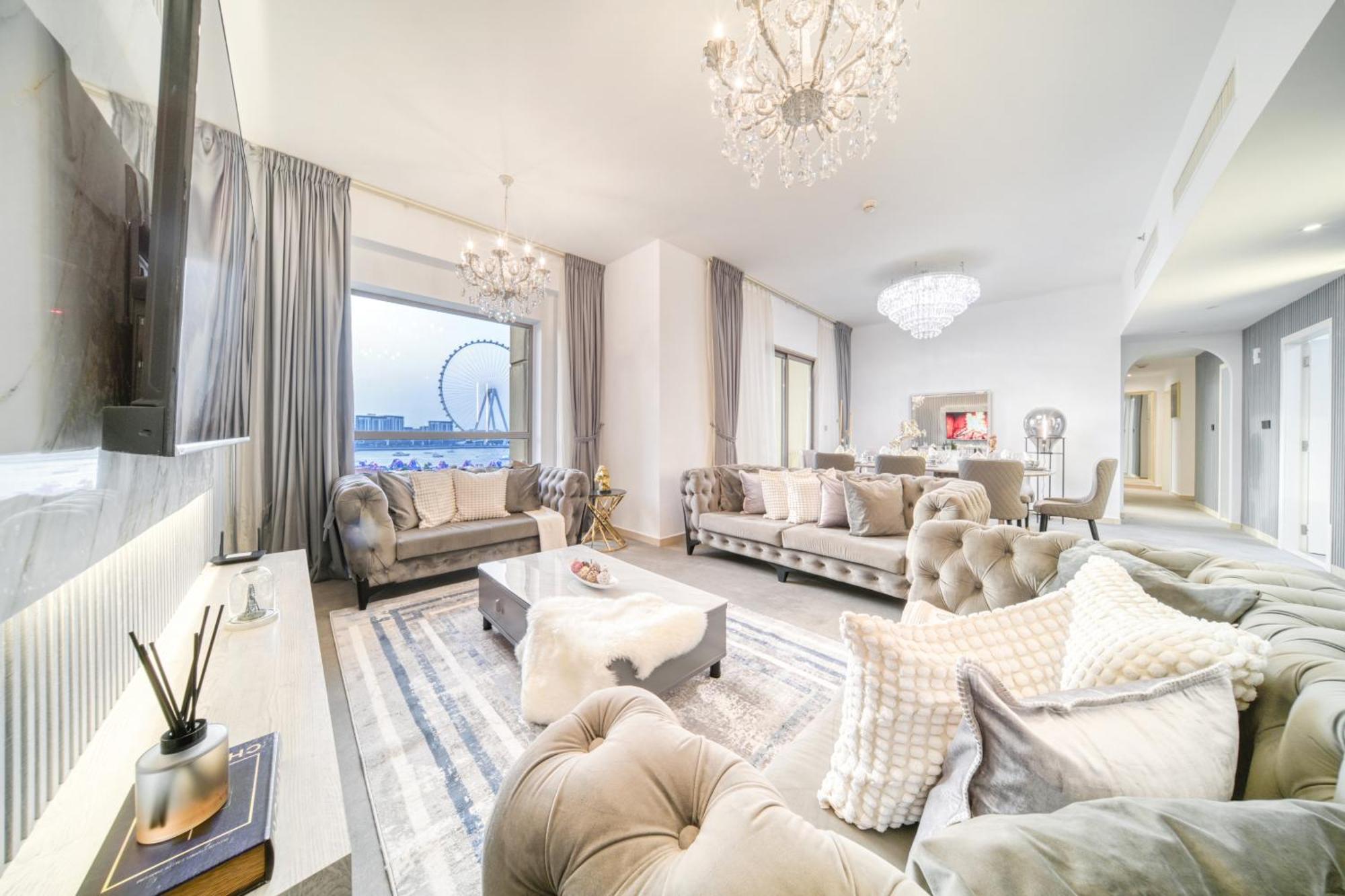 The Jbr Grand Luxury Sea View 4 Bedroom Apartment