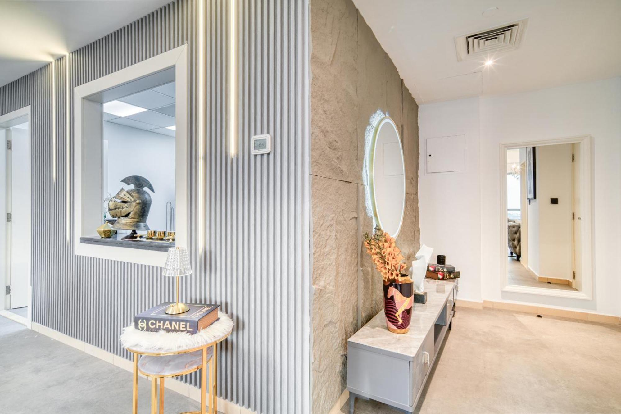 The Jbr Grand Luxury Sea View 4 Bedroom *