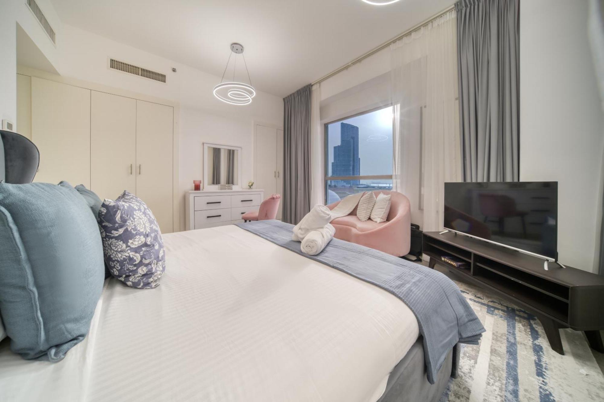 The Jbr Grand Luxury Sea View 4 Bedroom *