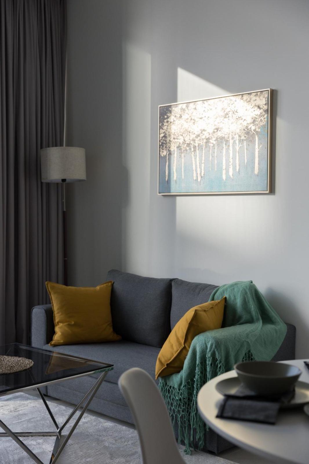 Chic 1br In Sobha Hartland Waves Dubai