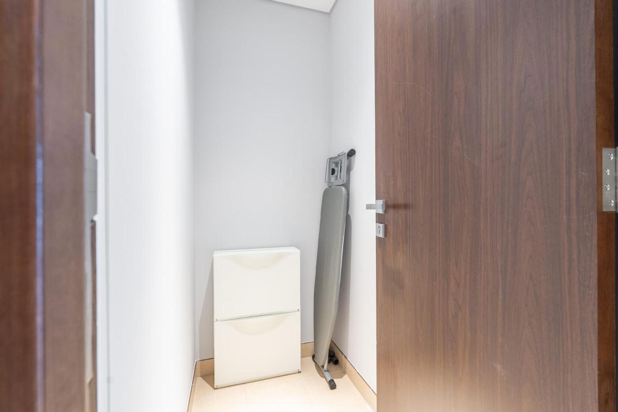 Extravagant 1 Bedroom In J One Business Bay Apartment