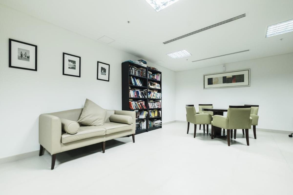 Apartment Stylish 1-bedroom Perfect For 4 In Jbr Marina