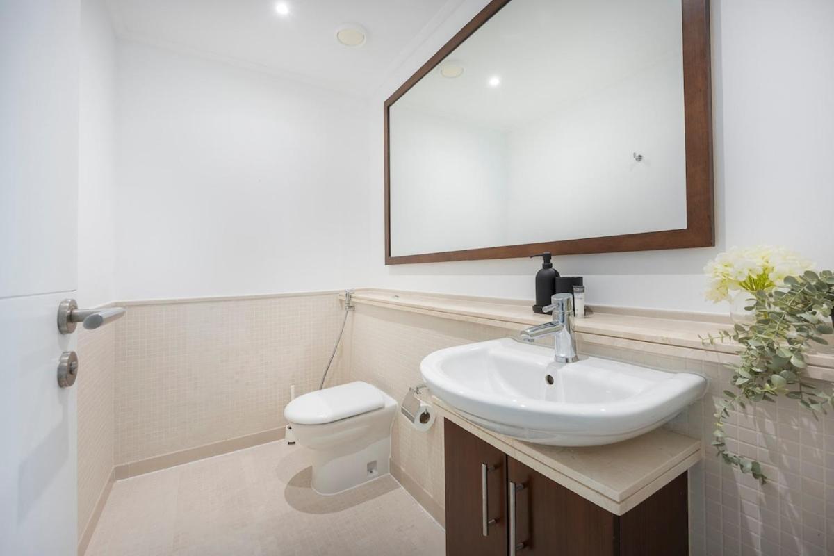 Stylish 1-bedroom Perfect For 4 In Jbr Marina Apartment