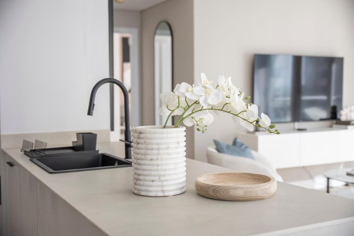 Stylish 1-bedroom Perfect For 4 In Jbr Marina Apartment Dubai