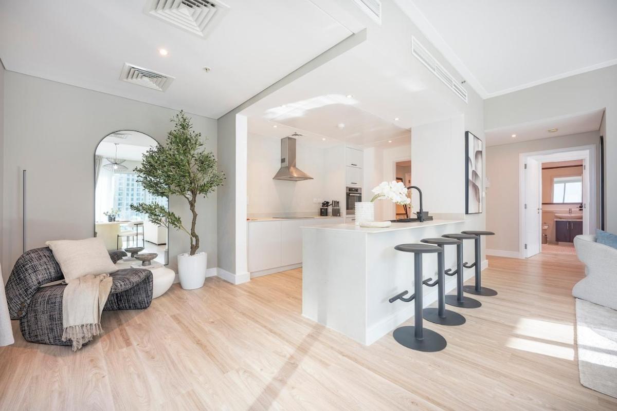 Stylish 1-bedroom Perfect For 4 In Jbr Marina Apartment Dubai