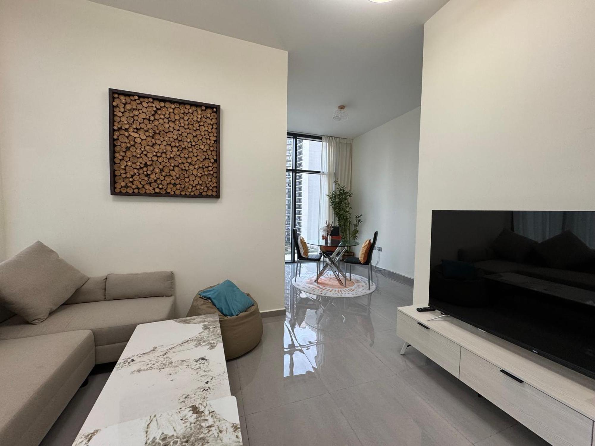 Lala Land Homes - Magnificent 1 Bedroom In Business Bay *