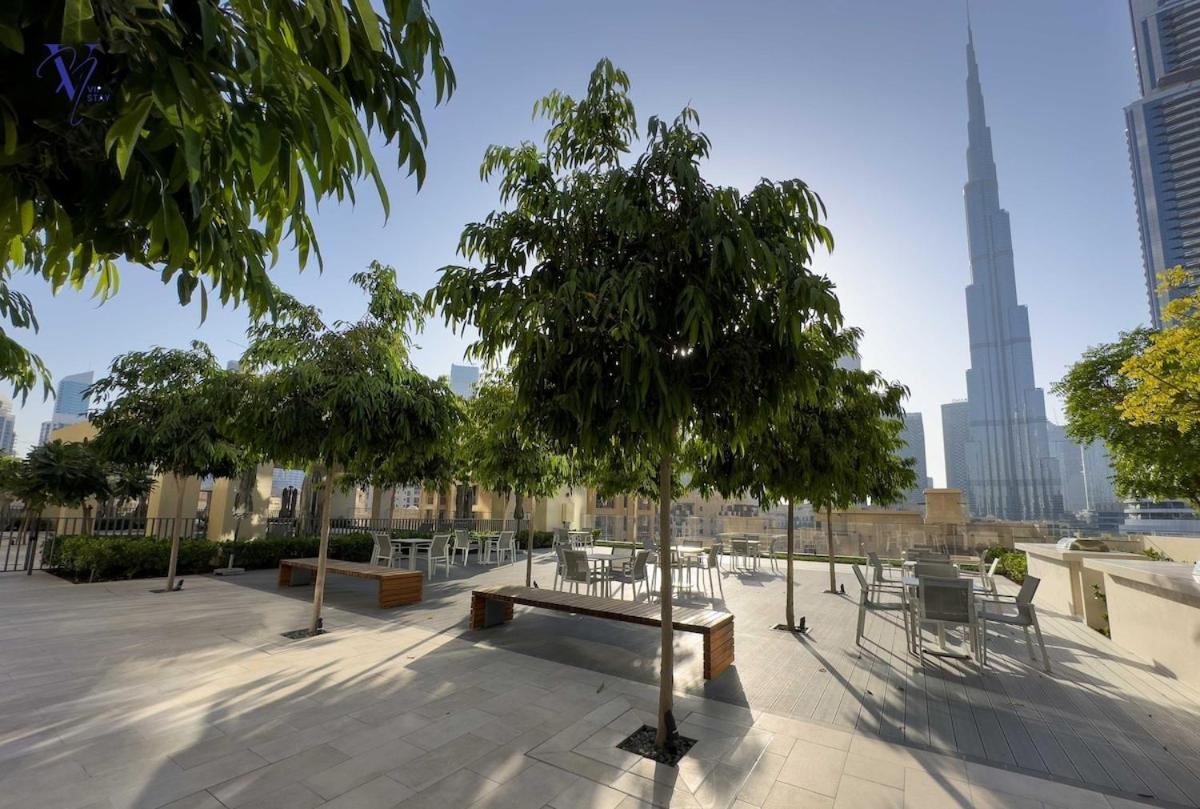 Burj Royale-modern 1bdr With Balcony In Downtown Apartment *