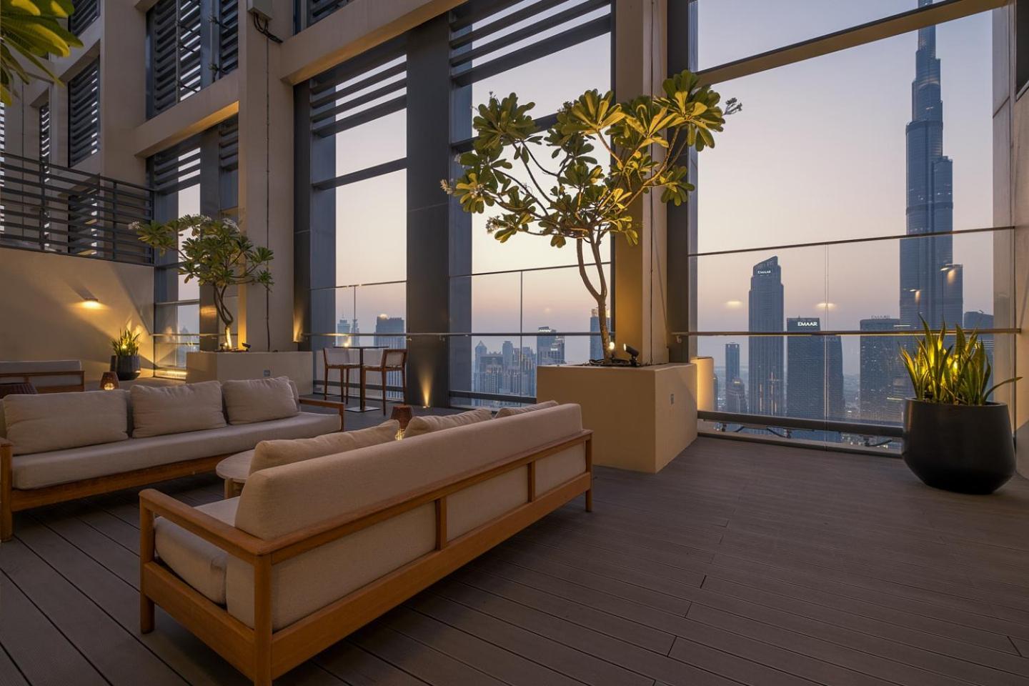 Luxury At The Top- Iconic Burj Views-dubai Mall Access 2br By Maxx Value Homes