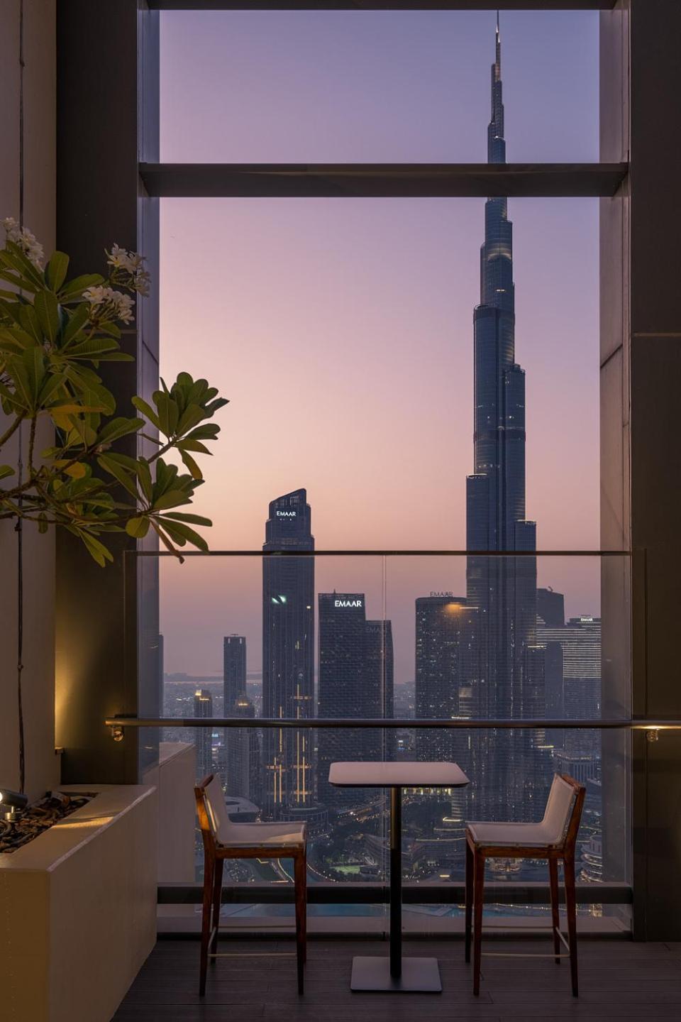 Luxury At The Top- Iconic Burj Views-dubai Mall Access 2br By Maxx Value Homes * Dubai