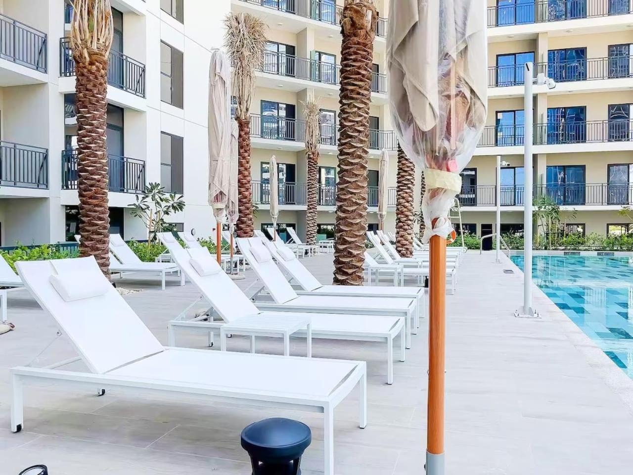 Zada Tower 1br With Business Bay Canal Part View By Vibel Apartment