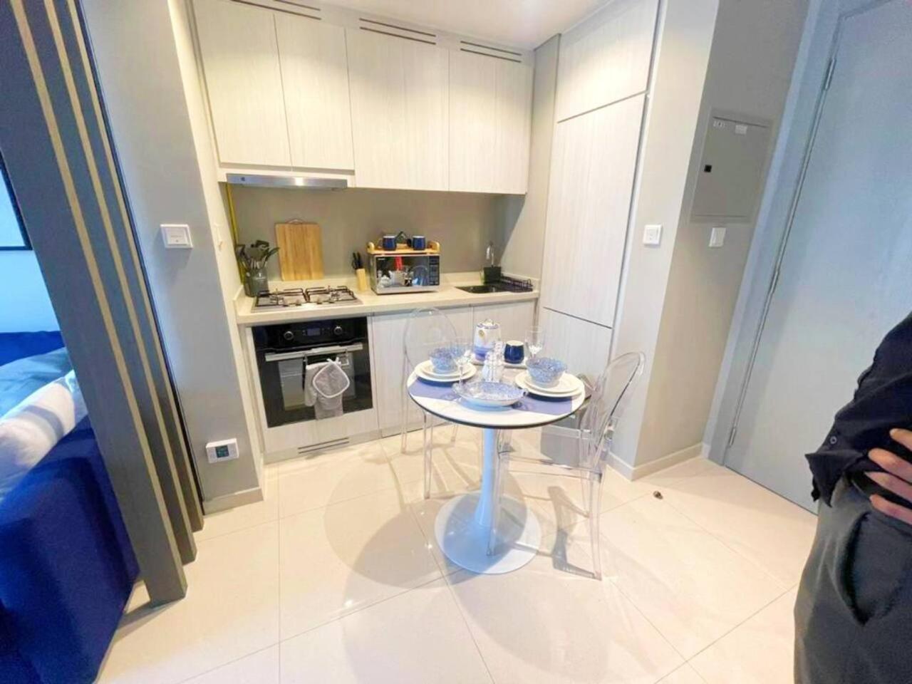 Apartment Zada Tower 1br With Business Bay Canal Part View By Vibel *