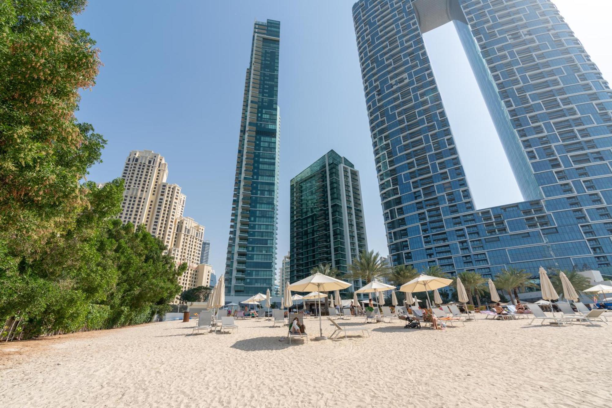 Al Bateen Residences - Ultimate Luxurious Three Bedroom Maid's Apartment *
