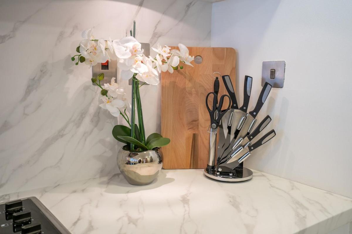 Apartment Stylish Relaxing 3-bedroom Perfect For Family In Palm Jumeirah Dubai