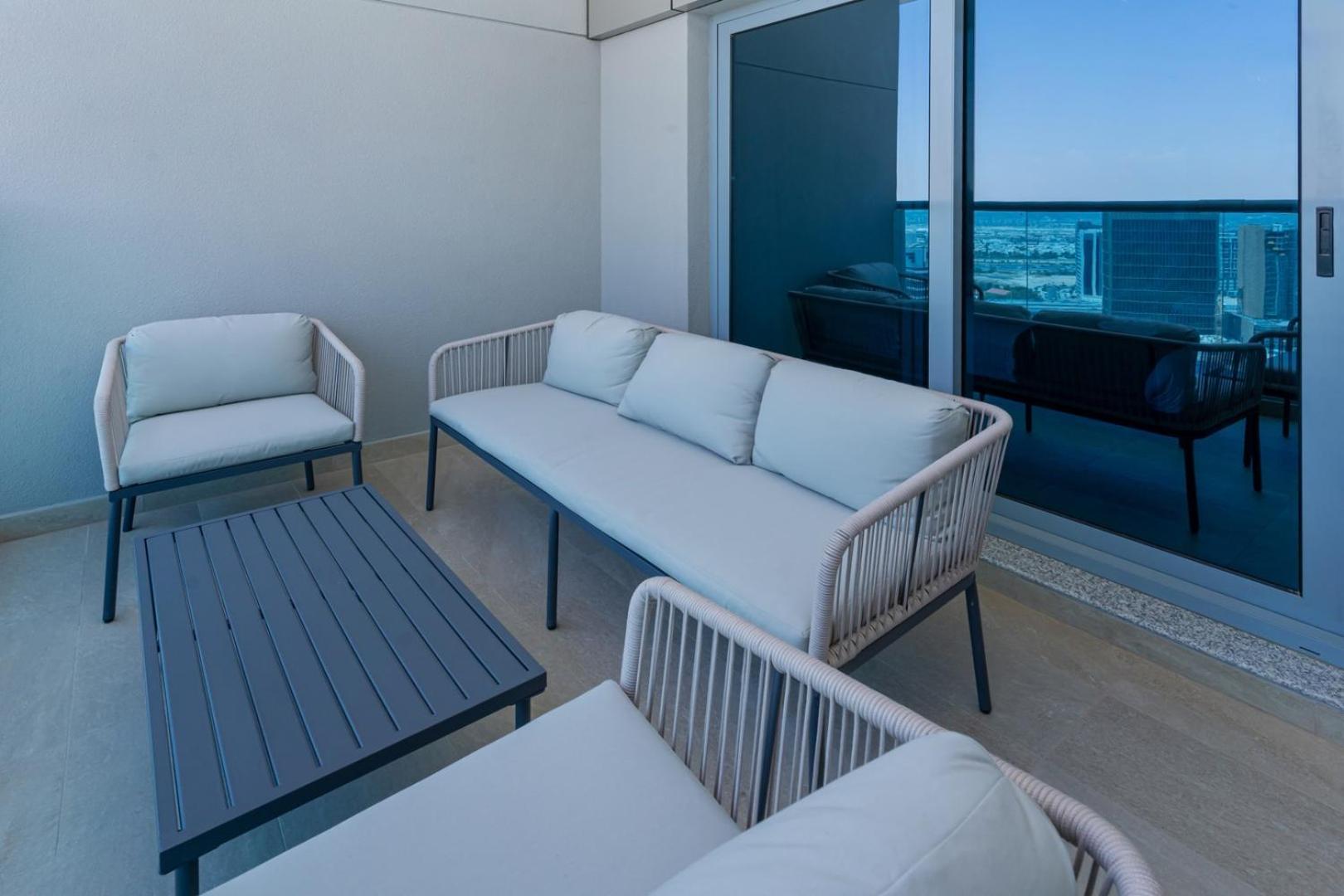 Modern Furnishing I Centre I Super Speed Wifi