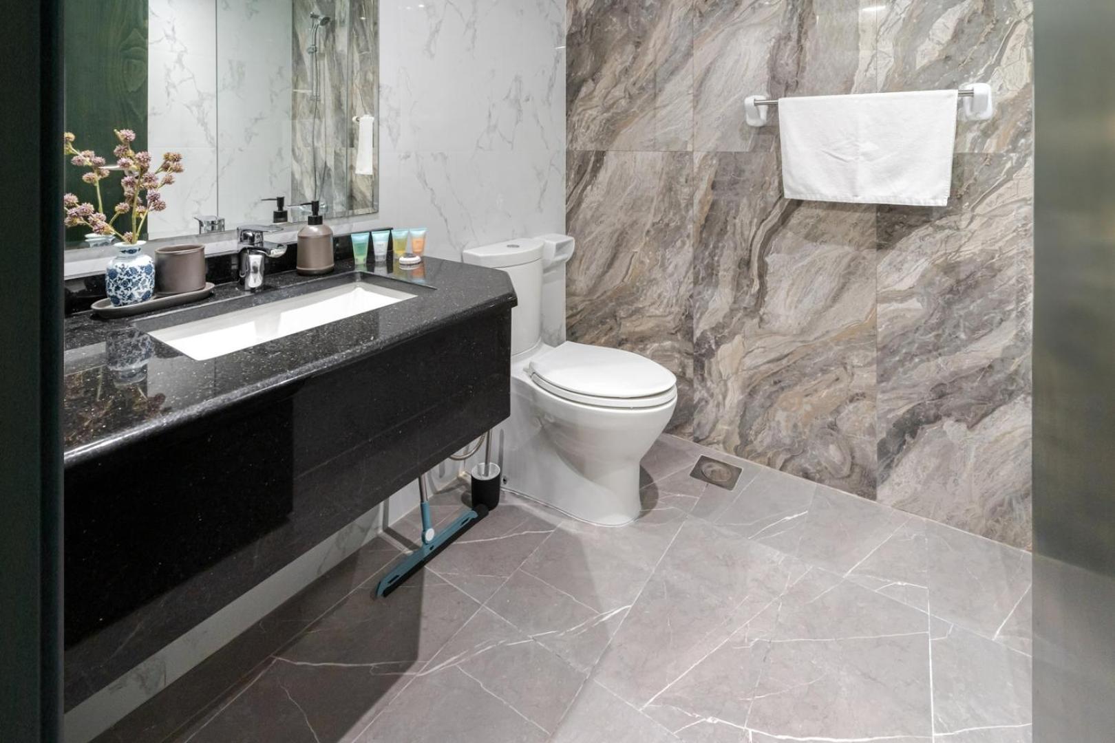 Modern Furnishing I Centre I Super Speed Wifi * Dubai