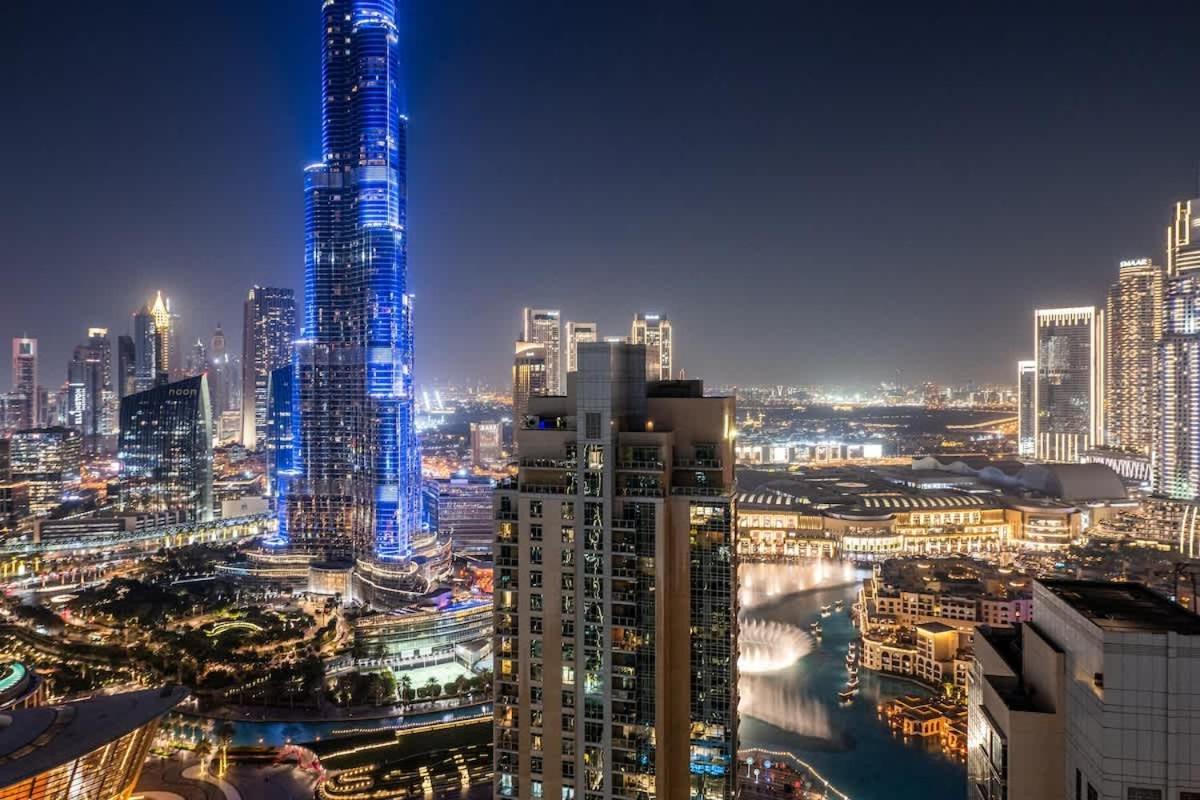 Luxury 4br With Hermes Touch & Burj Khalifa View Apartment *