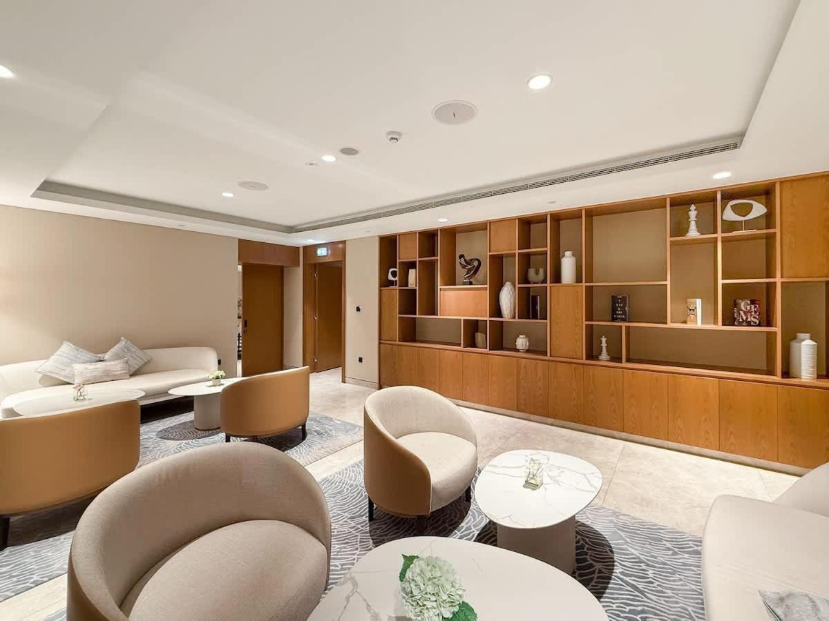 Apartment Luxury 4br With Hermes Touch & Burj Khalifa View