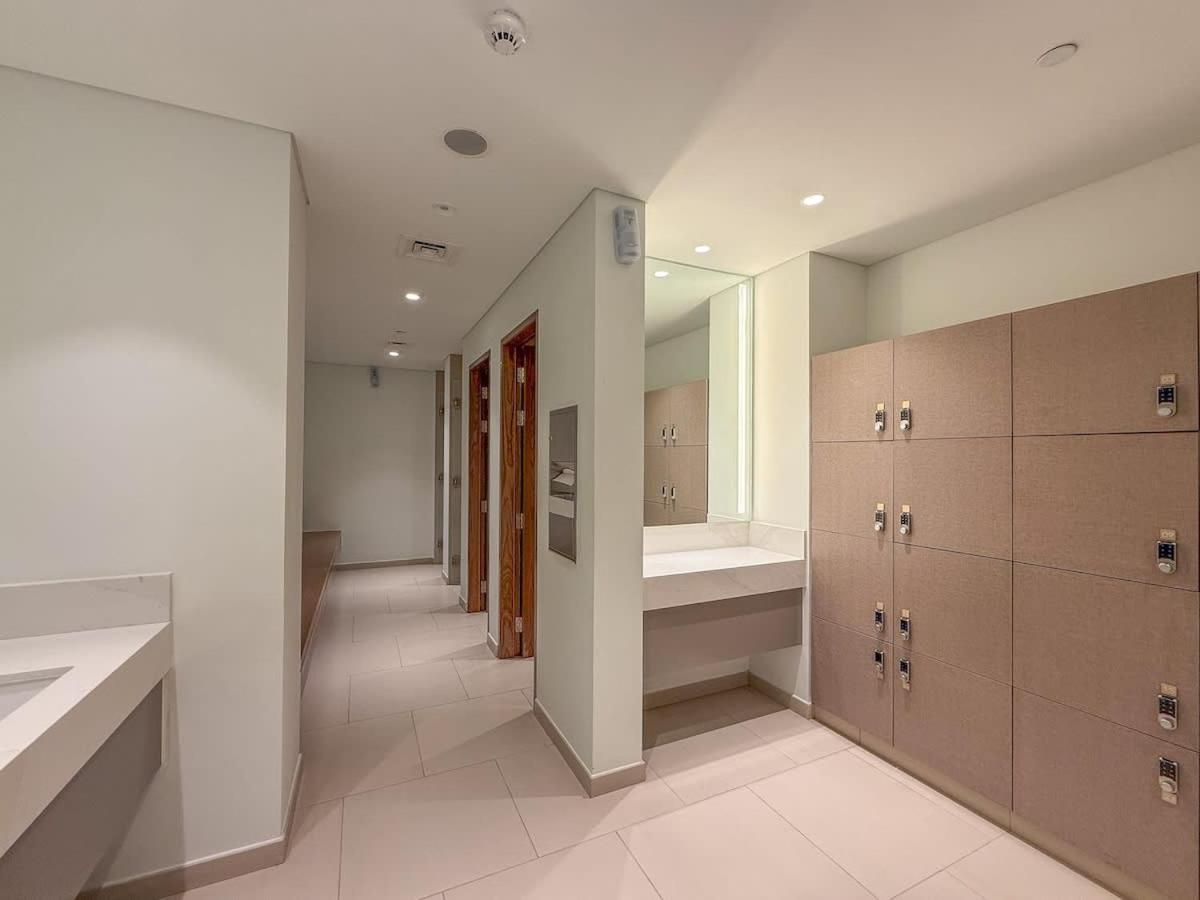 Luxury 4br With Hermes Touch & Burj Khalifa View *