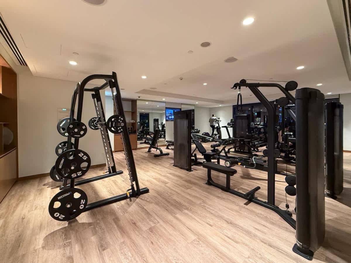 Apartment Luxury 4br With Hermes Touch & Burj Khalifa View Dubai