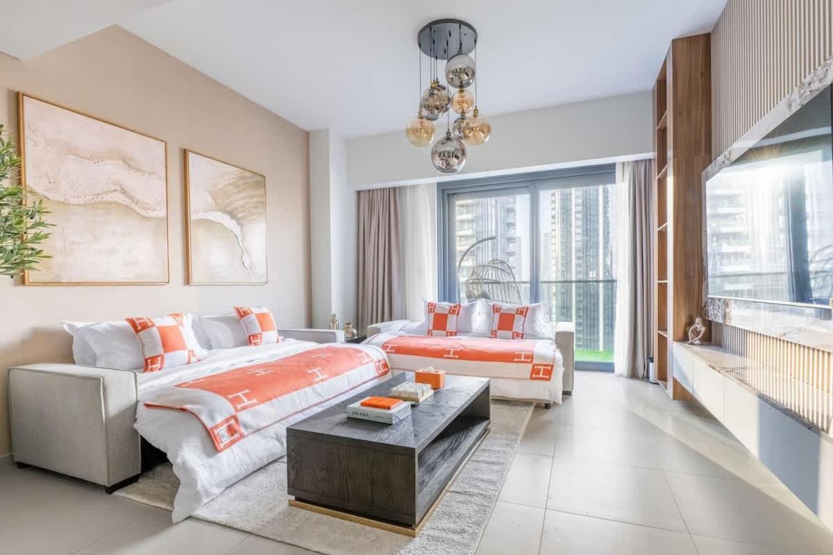 Apartment Luxury 4br With Hermes Touch & Burj Khalifa View