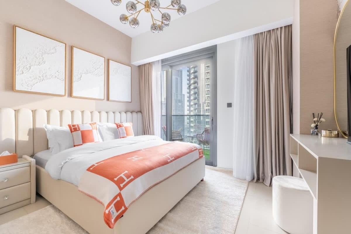 Luxury 4br With Hermes Touch & Burj Khalifa View *