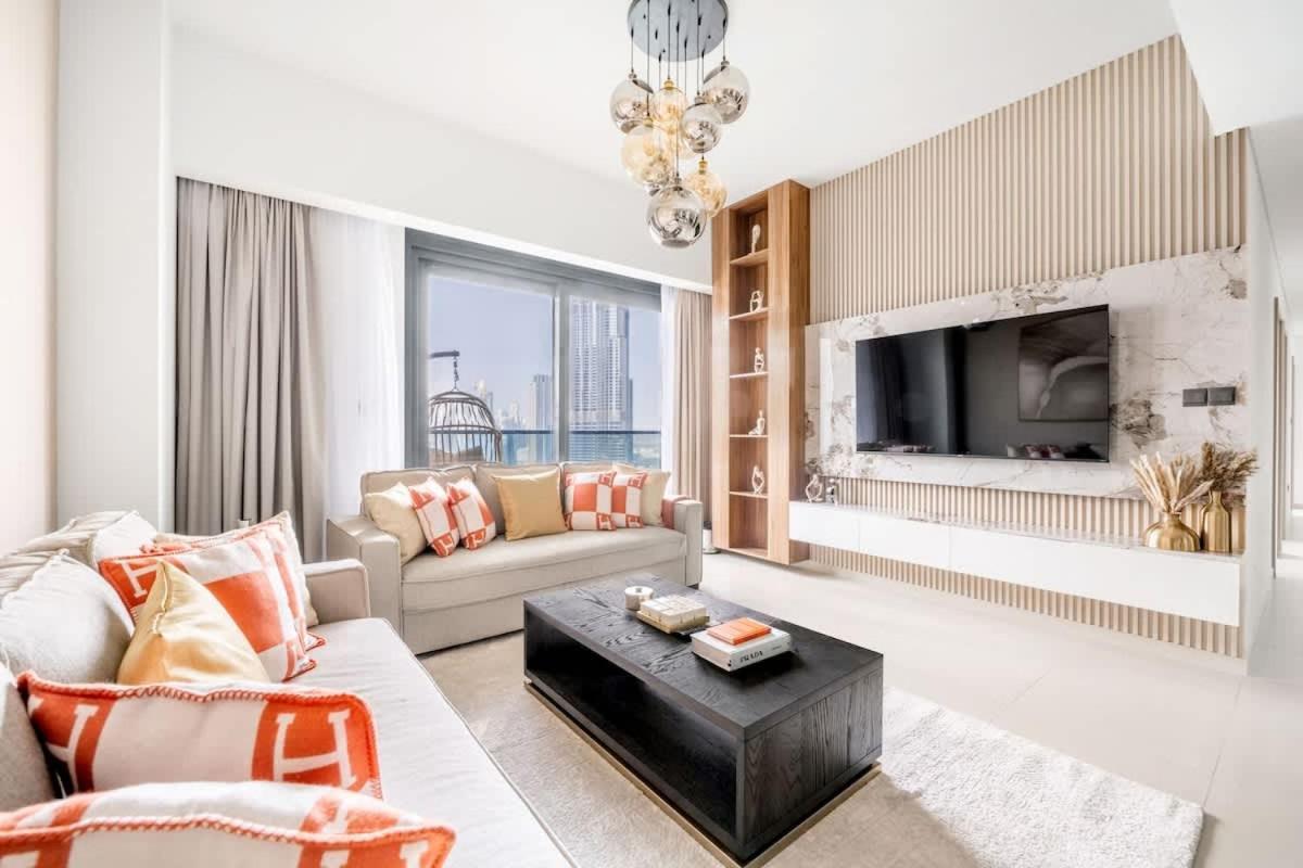 Apartment Luxury 4br With Hermes Touch & Burj Khalifa View