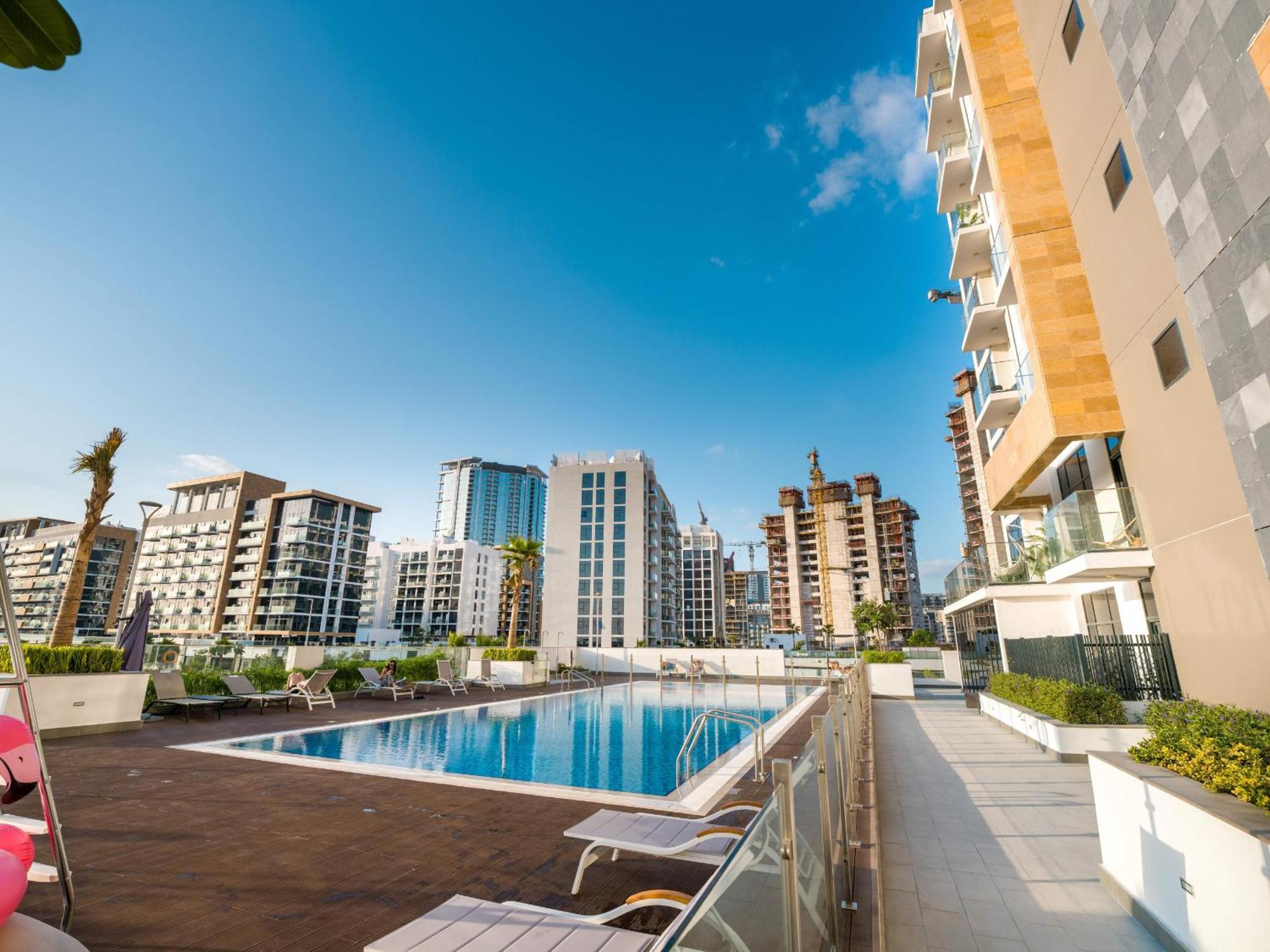 Easygo- Splendid In Al Meydan Living Apartment *