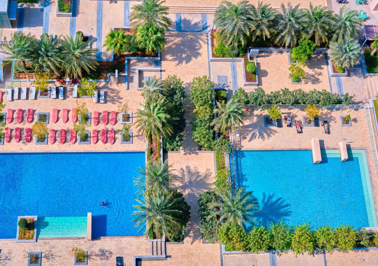 Spacious 1br In Habtoor With Canal Views & Close To Mall * Dubai