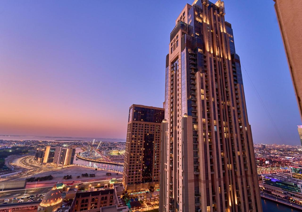 Spacious 1br In Habtoor With Canal Views & Close To Mall Apartment Dubai