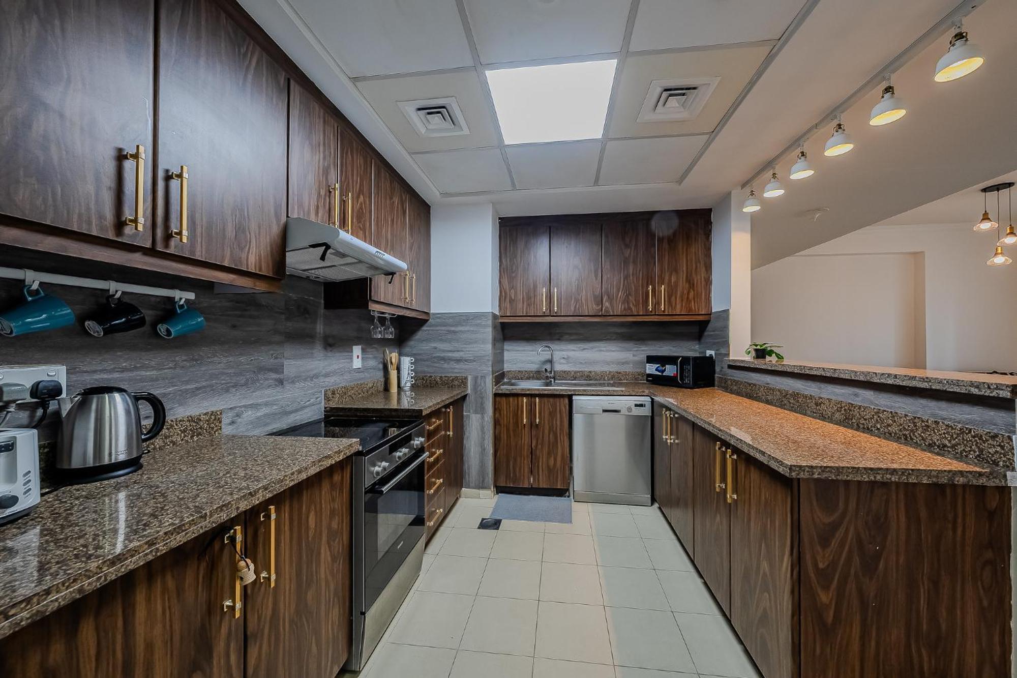 Modern 1bdr In Business Bay * Dubai