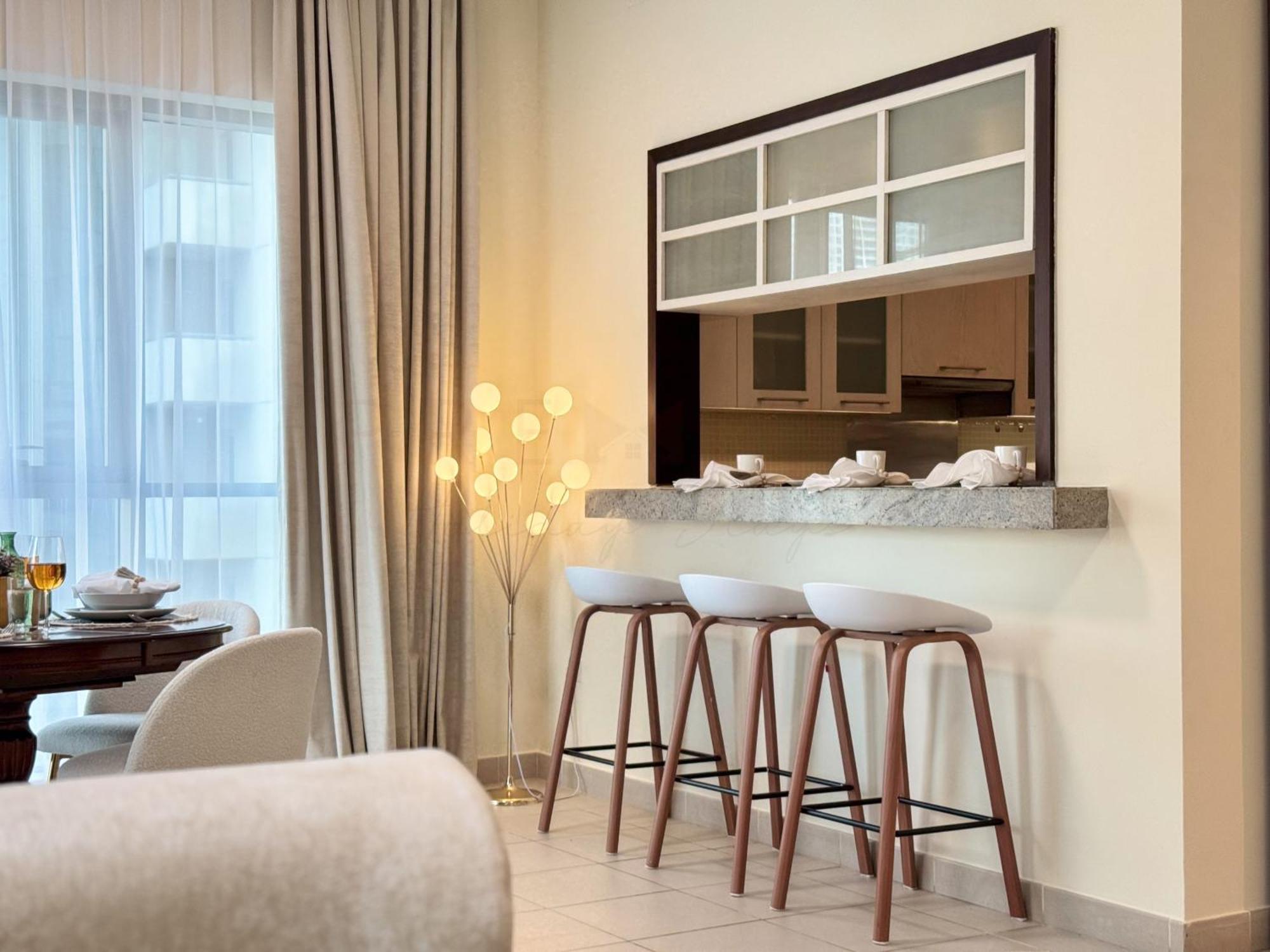 Apartment 1702 - Boulevard Centre T2,