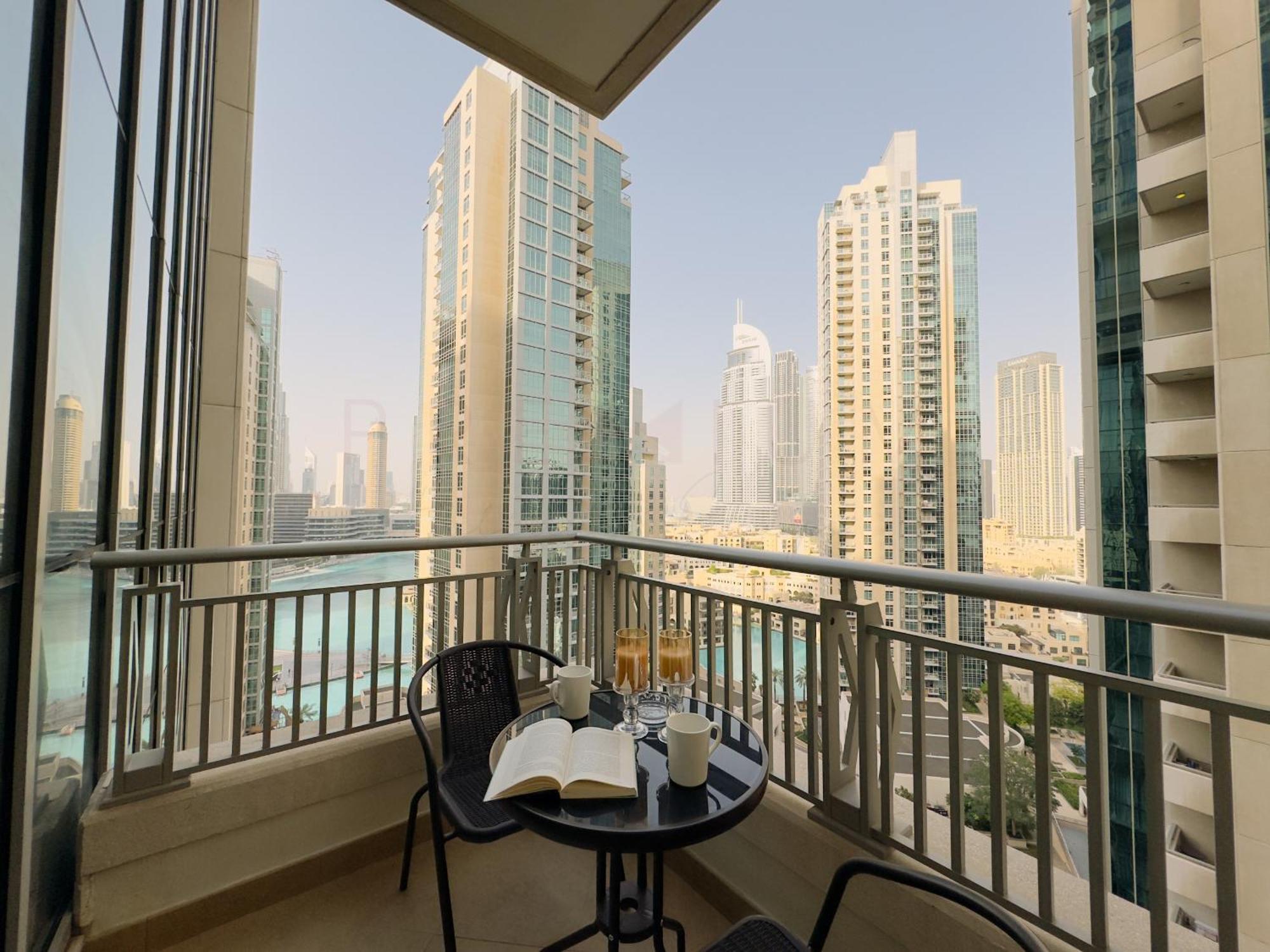 1702 - Boulevard Centre T2, Apartment Dubai
